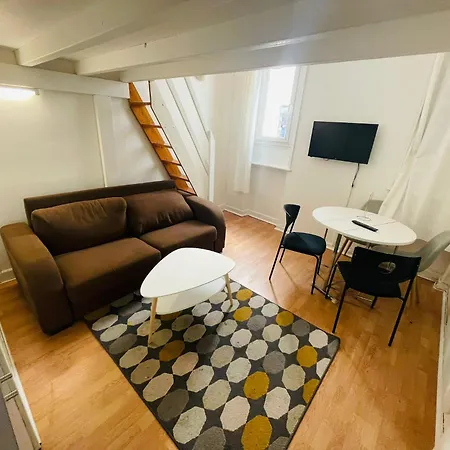 Appartamento Centre De - Le Marais Bastille Voltaire - 4 Personnes