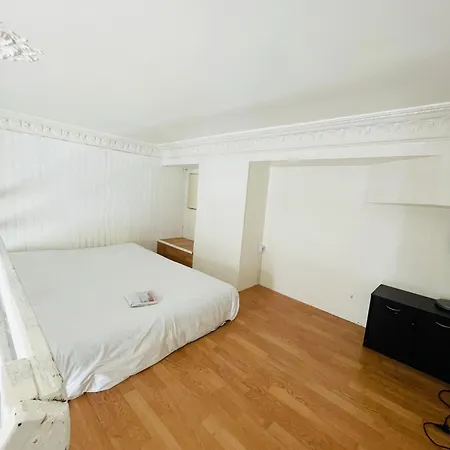 Appartamento Centre De - Le Marais Bastille Voltaire - 4 Personnes *
